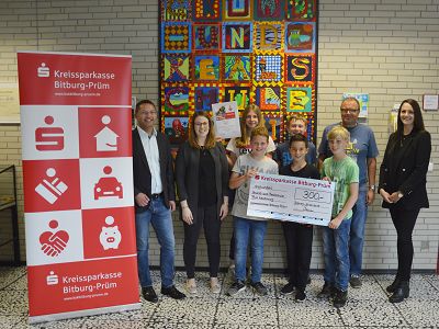 Schüler: hinten l.n.r. Paula Schaal, Axel Fiedler, vorne l.n.r. Jannis Heltemes, Tobias Ludwig, Elias Kastner